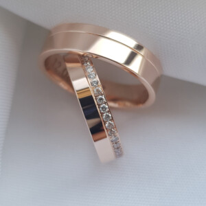 Обручальные кольца с бриллиантами